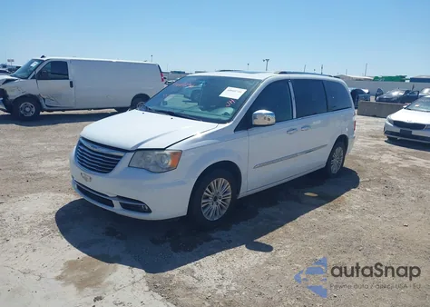 2014 Chrysler Town & Country Limited from USA, damaged, VIN 2C4RC1GG7ER466769